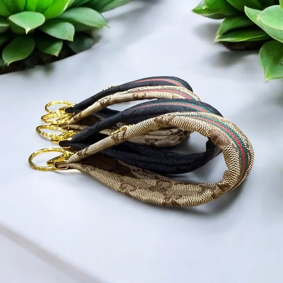 Luxury Tan or Black GG Key Fob • Purse Accessory • Gold Hardware With or W/O Bee - Picture 4 of 7